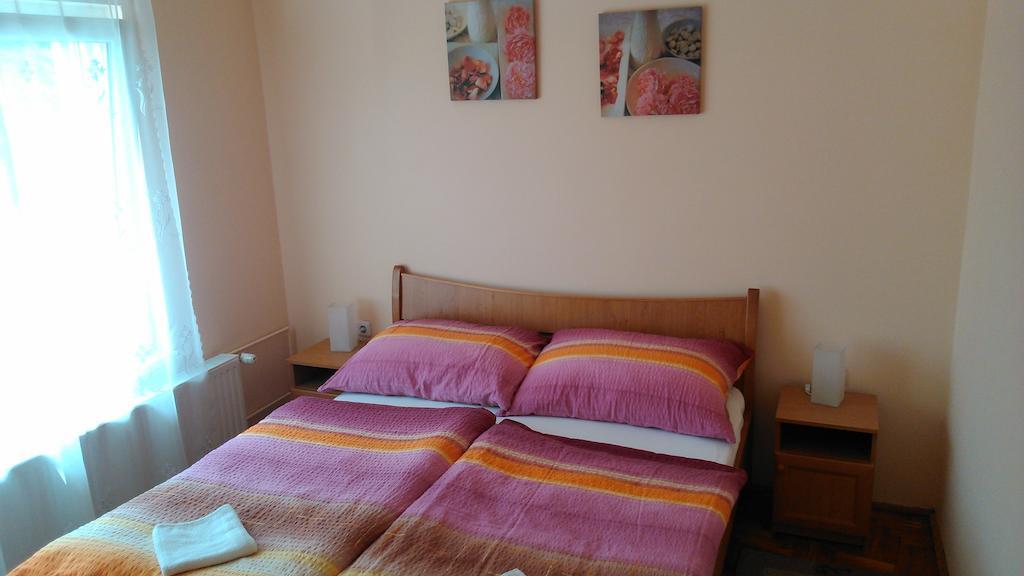 Margitapartman Bük Chambre photo
